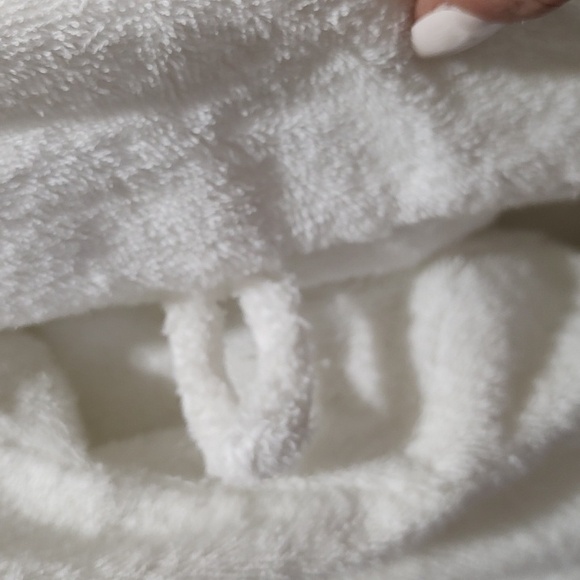 Victoria's Secret Bath Robe - Picture 5 of 8